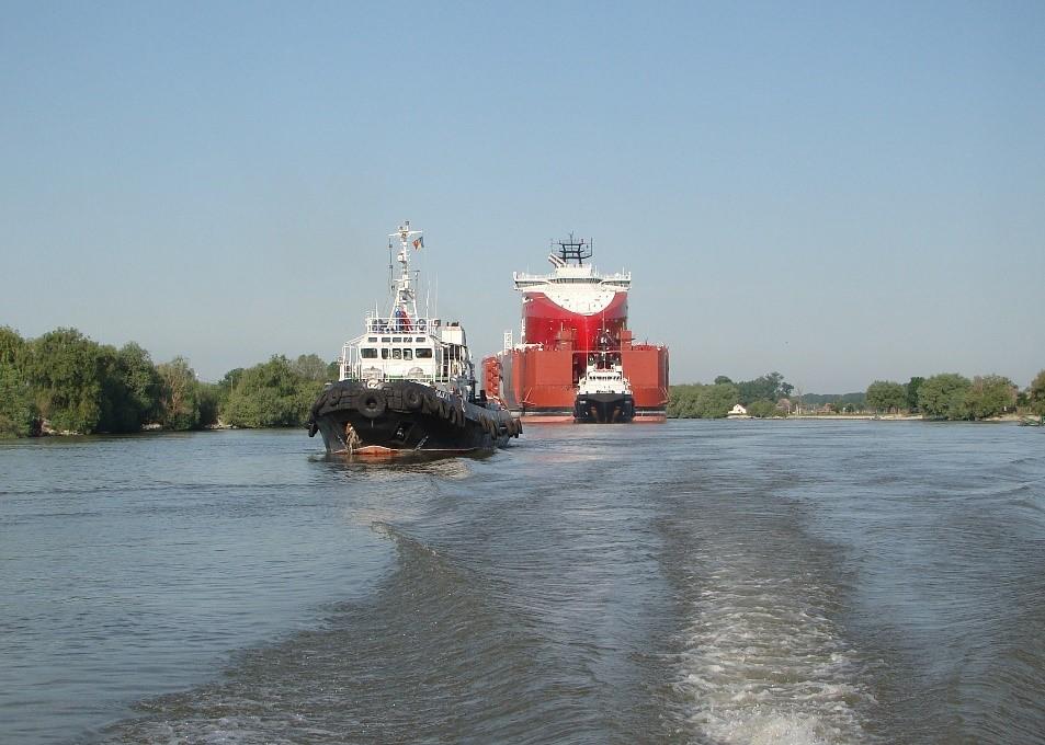 Banks protection on the Sulina Channel | TPF